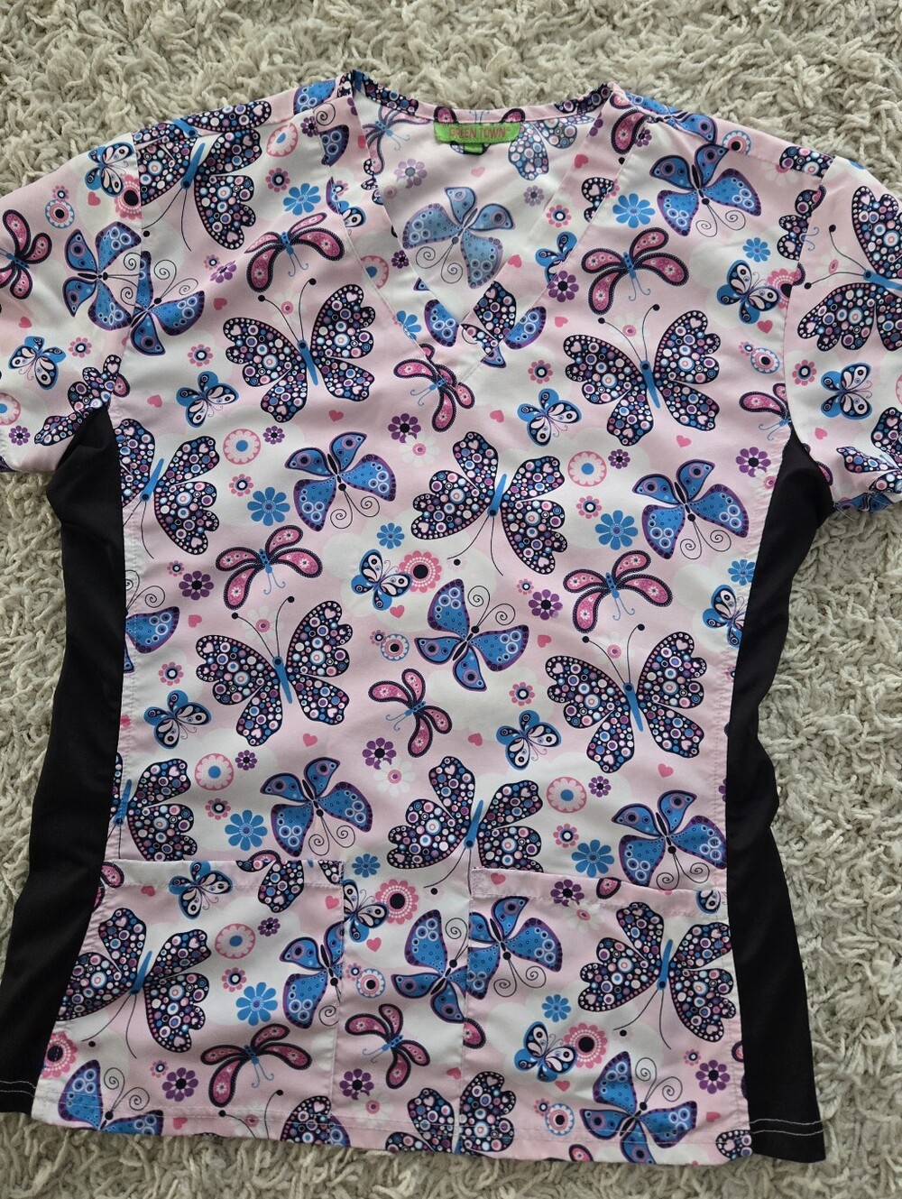Green Town Women's Sctub Top
